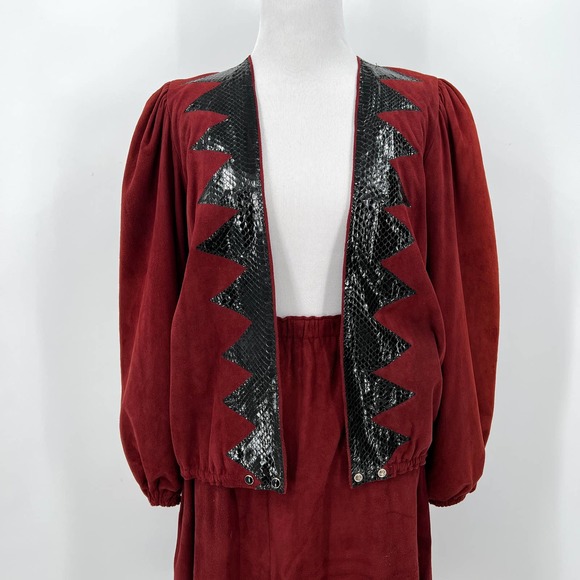 ALEXANDRA AND GAIL Vintage Suede Skirt Suit Set Small 2 Piece Set Burgundy Black - Picture 15 of 16